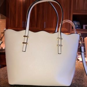 Aldo, cream colored handbag